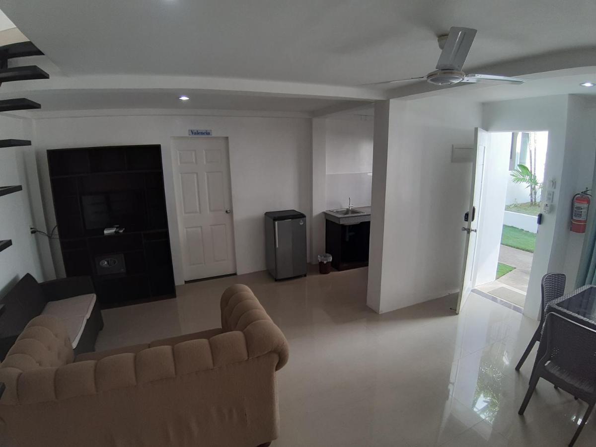 Heartland Hotel Serviced Rooms & Apartments. Đảo Đảo Panglao Ngoại thất bức ảnh